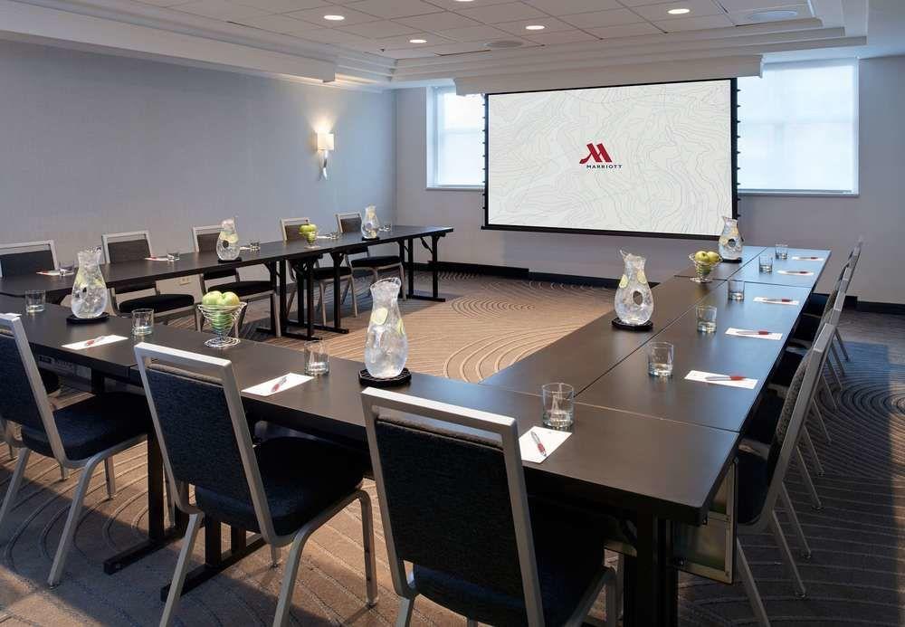 Chicago Marriott Suites O'Hare Rosemont Esterno foto