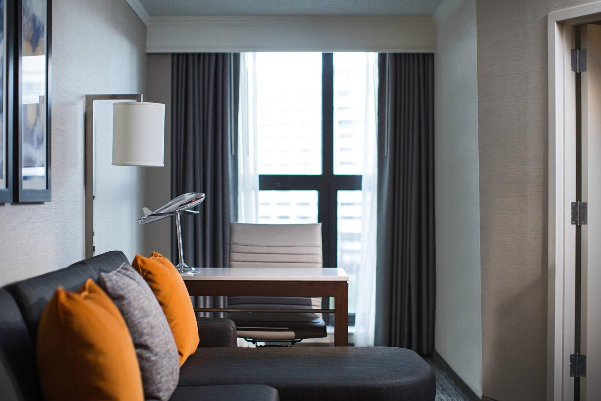 Chicago Marriott Suites O'Hare Rosemont Esterno foto