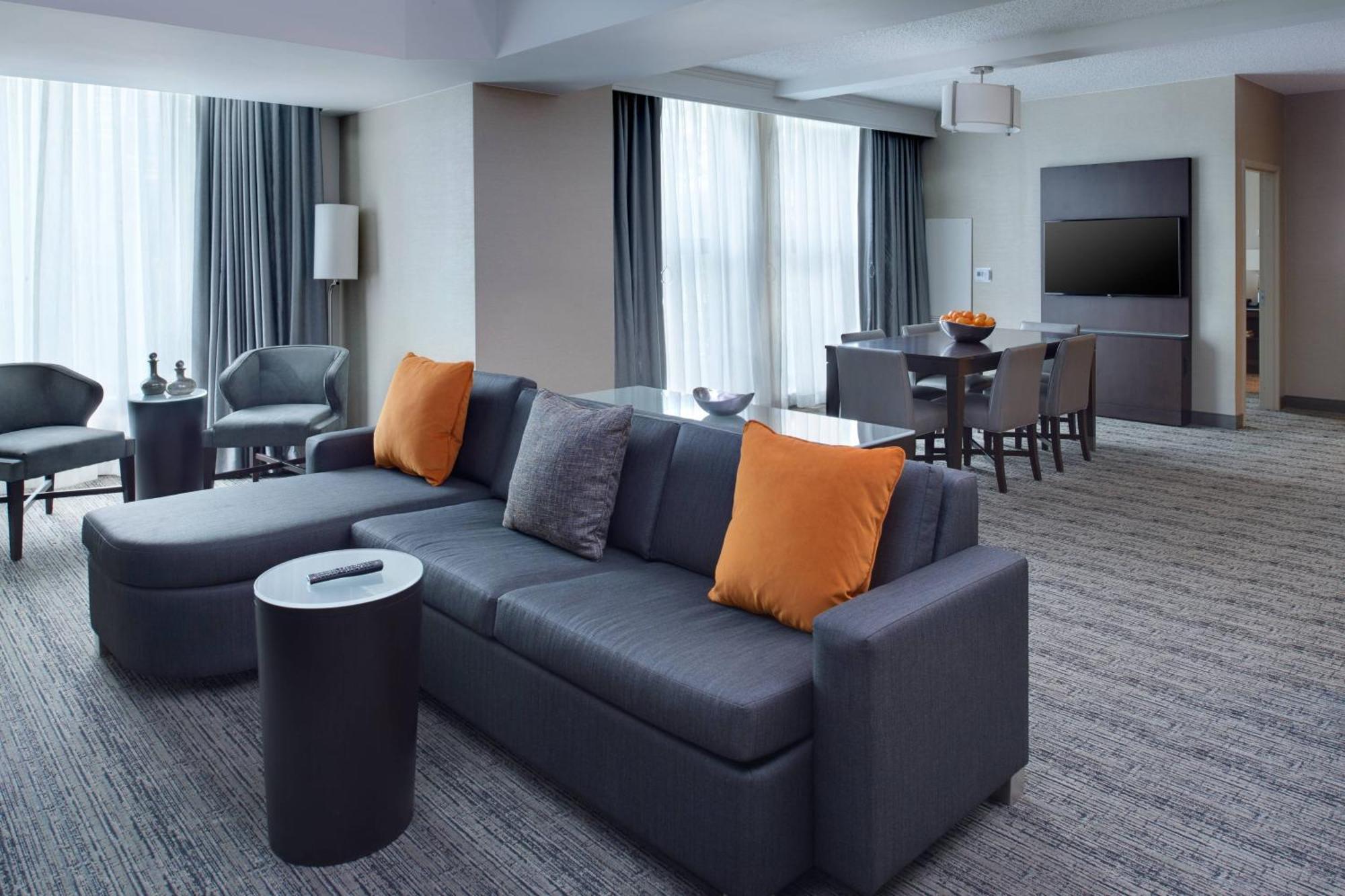 Chicago Marriott Suites O'Hare Rosemont Esterno foto