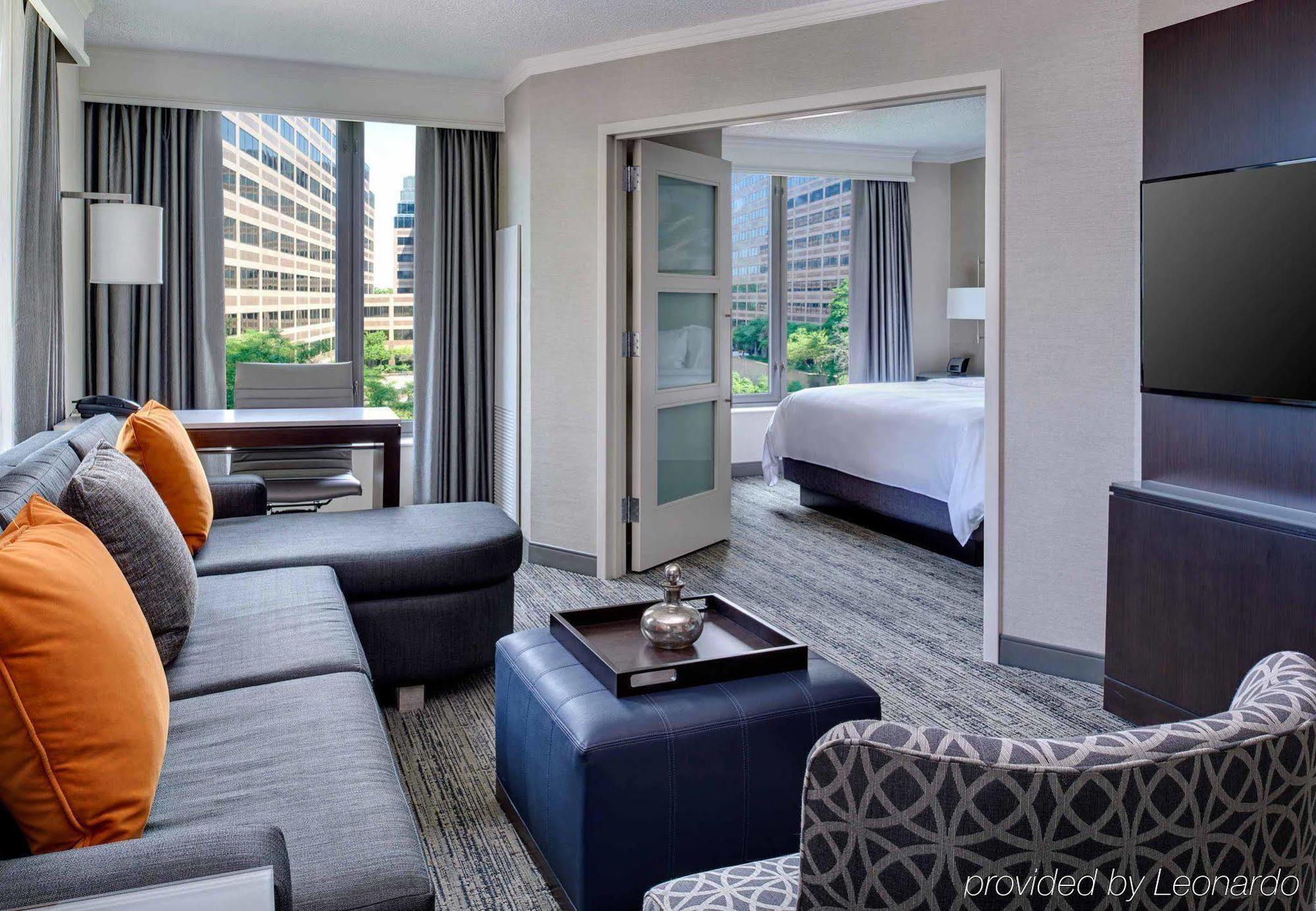 Chicago Marriott Suites O'Hare Rosemont Esterno foto